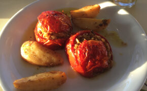 Gemista - gefüllte Tomaten
