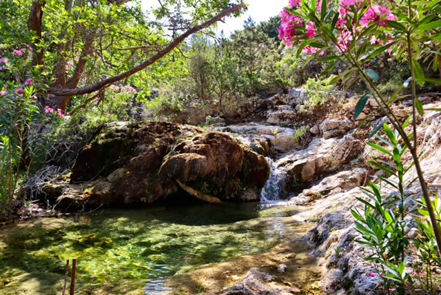 Der Bach von Mylopotamos mit dem die Wassermühlen betrieben wurden.