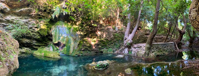 Fonisa Wasserfall in Mylopotamos