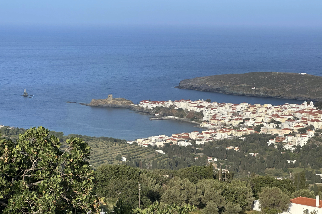 Blick auf die Chora von Andros.
