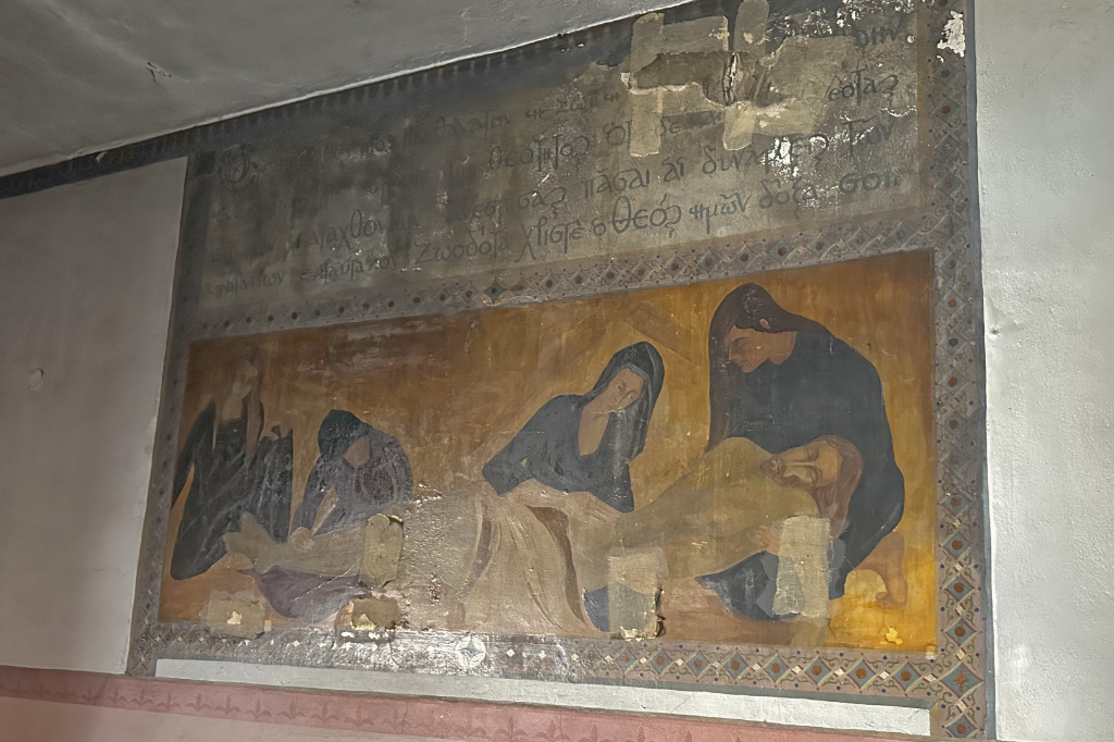 Die Fresken in der Kirche wurden von politischen Gefangenen während der Militärdiktatur geschaffen.